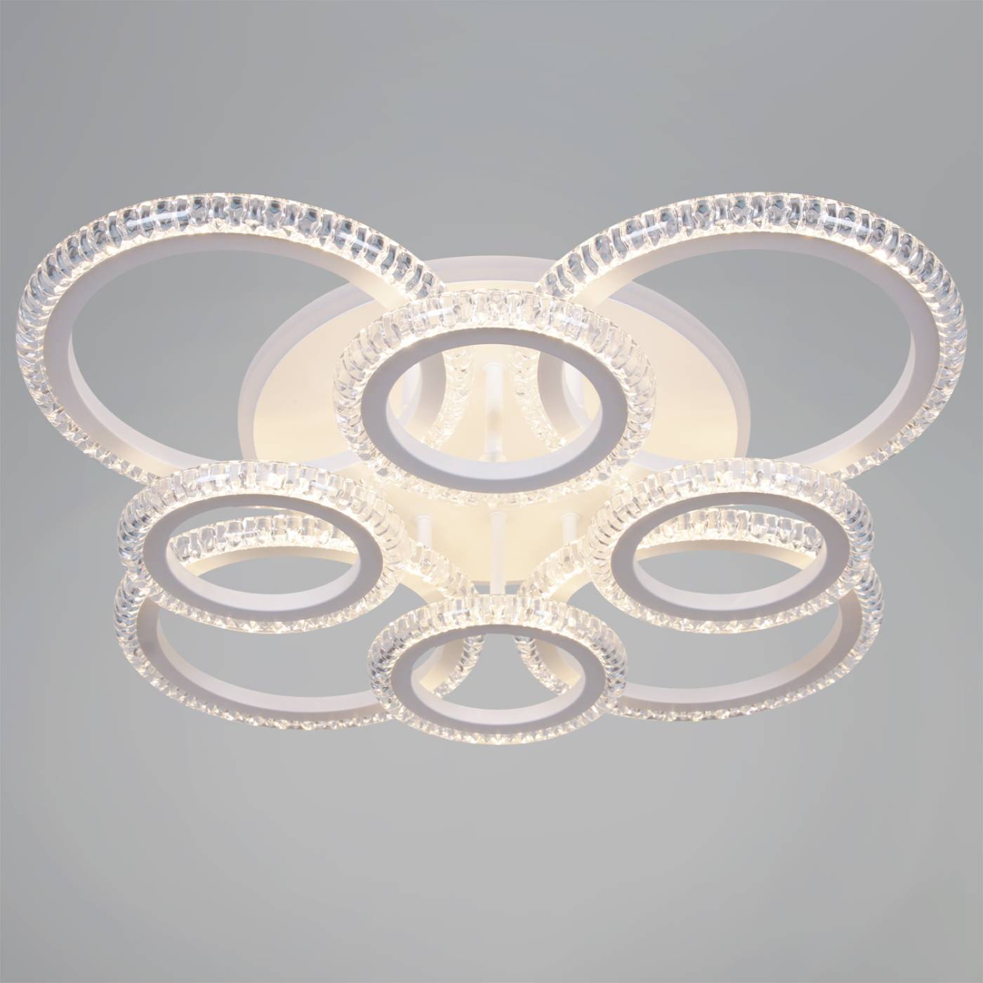 Потолочная люстра Reluce 36890-0.3-4+4A WH (RGB)