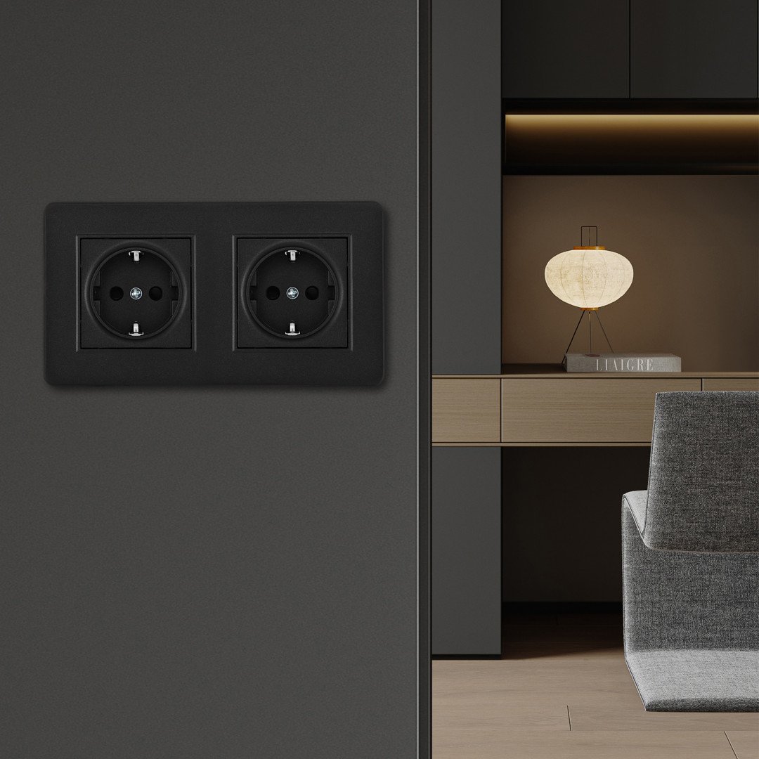 SET16-2-40-1x2 black Розетка Arte Milano Set16-2 SET16-2-40-1x2 black