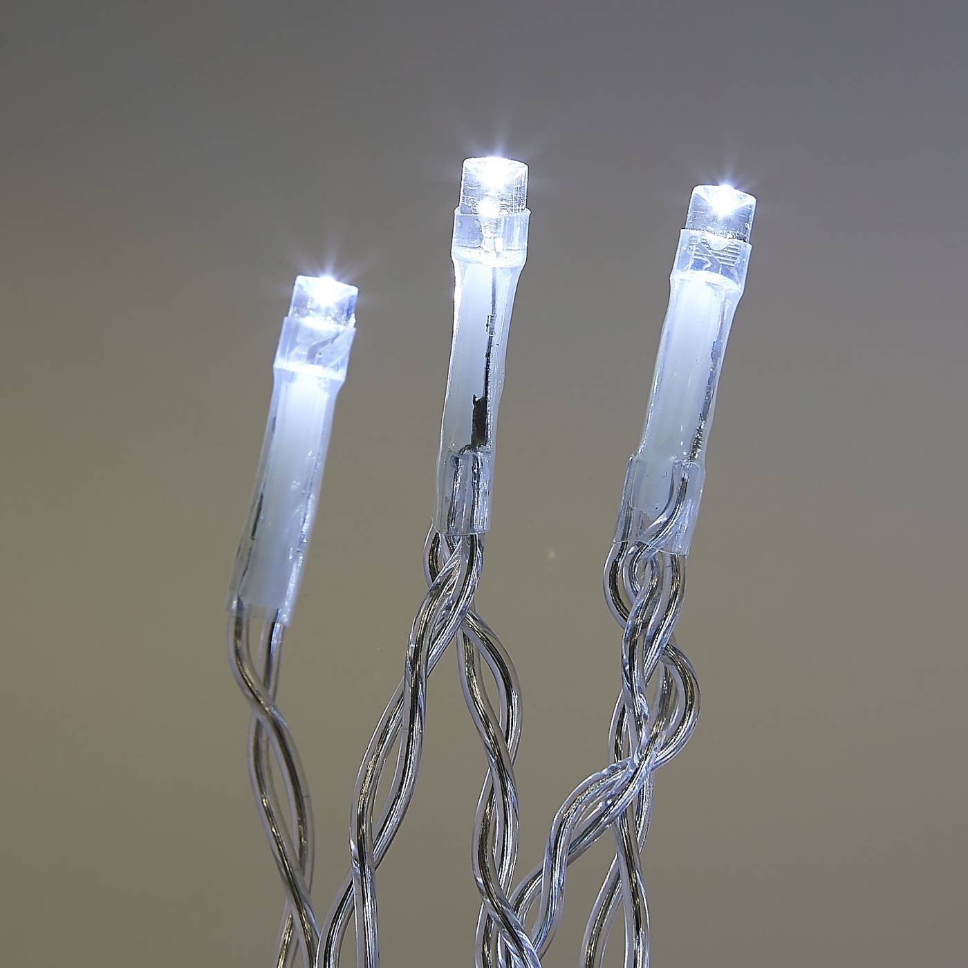 ULD-B6006-080/STK WHITE IP44 Бахрома светодиодная со статическим свечением, 6м Uniel ULD-B6006-080/STK WHITE IP44