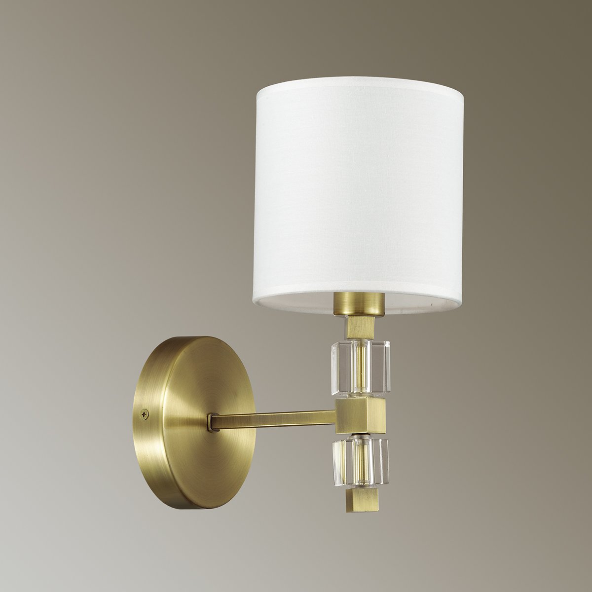 Настенное бра Odeon Light Pavia 4112/1W