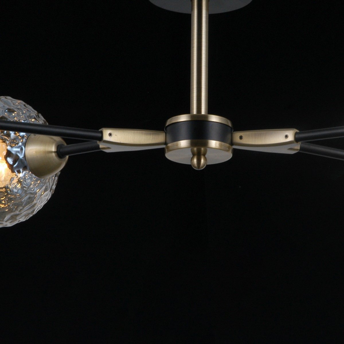 Потолочная люстра ILLUMICO IL0253-4CSQ-79 BK AB
