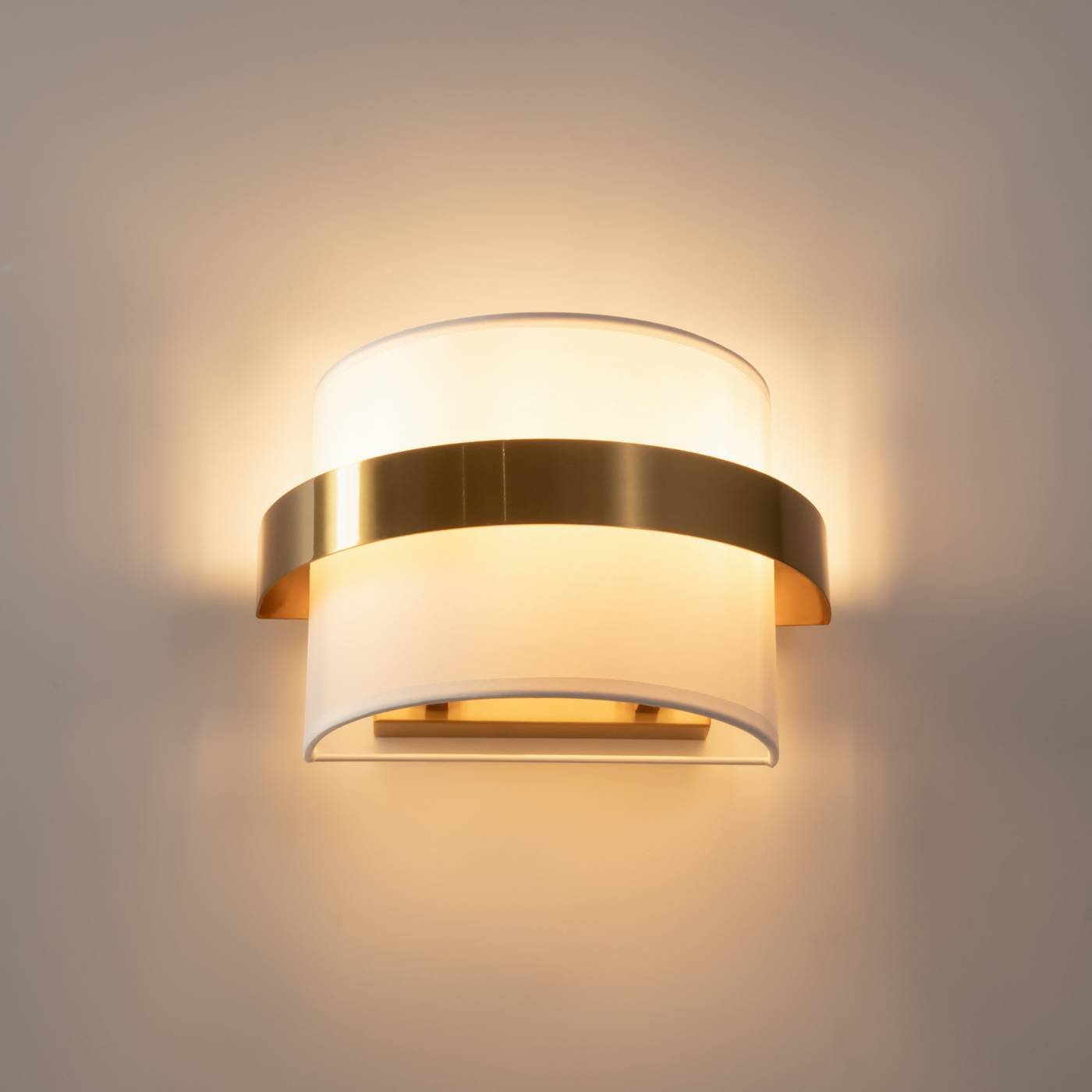 Настенное бра Freya Bride FR5367WL-02BS