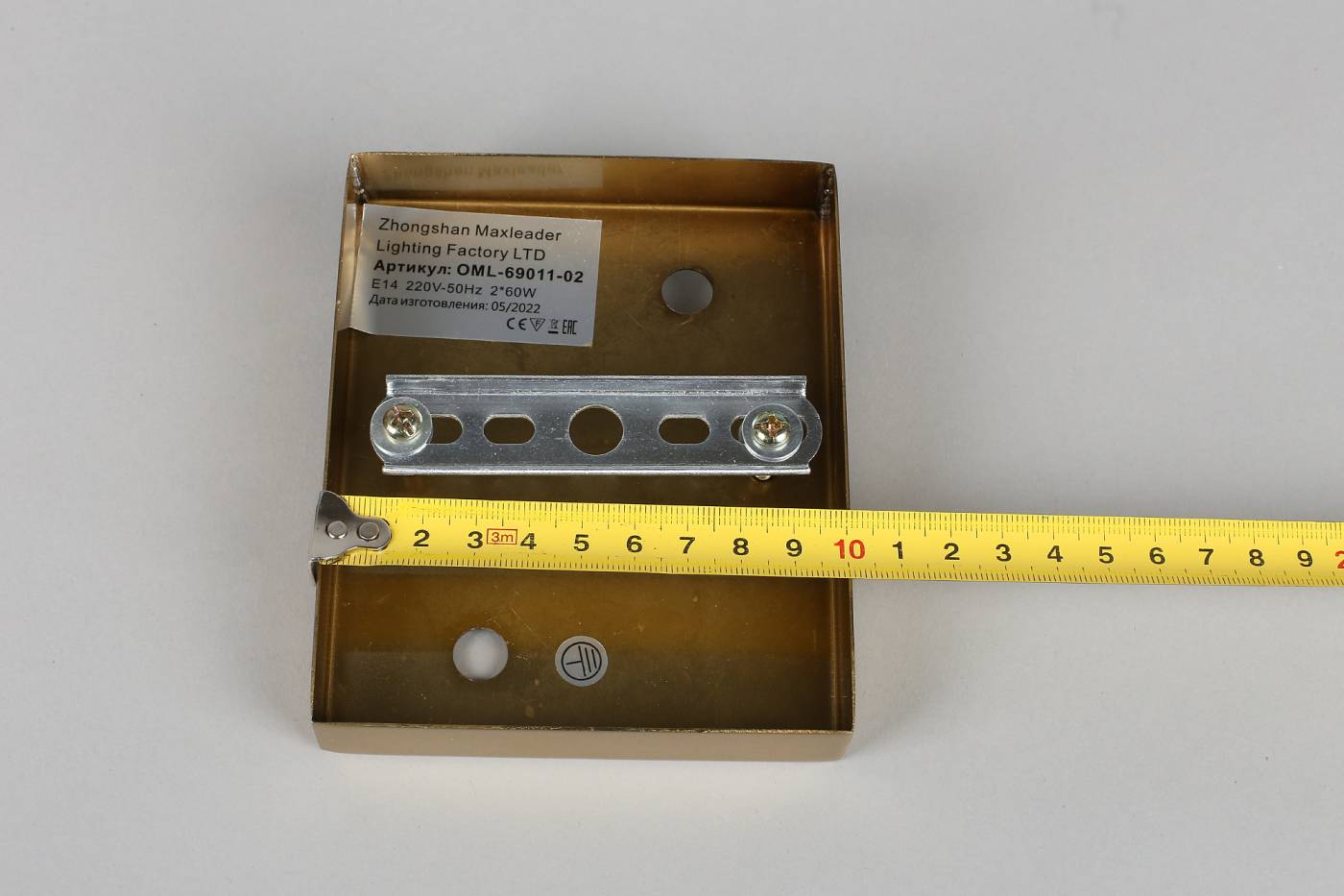 OML-69011-02 Настенное бра Omnilux Saviano OML-69011-02