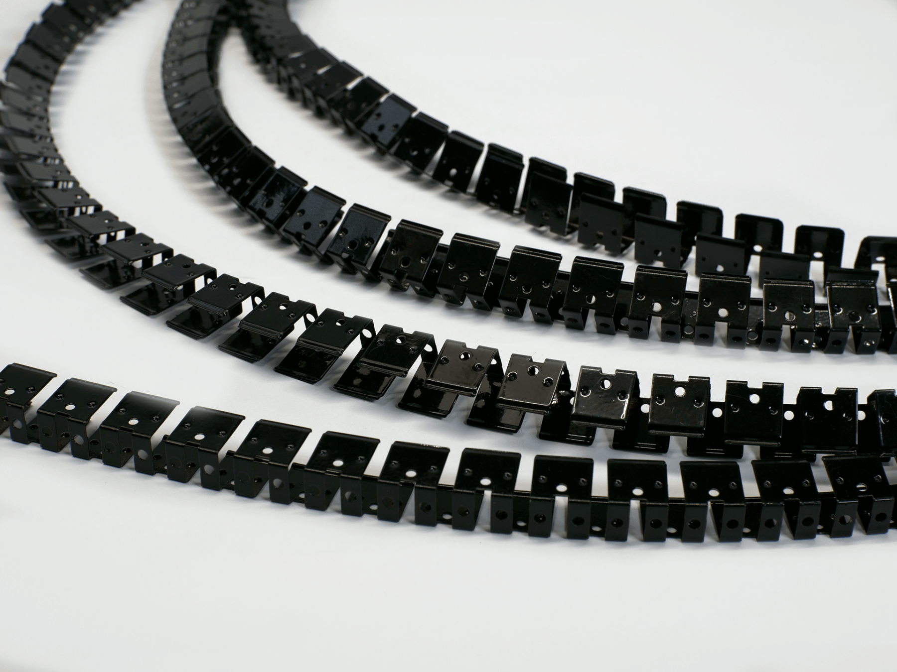 00-00032770 Гибкий крепеж для ленты, 5м, черный, MNT-1220-FLEX-BL, SWG PRO 00-00032770