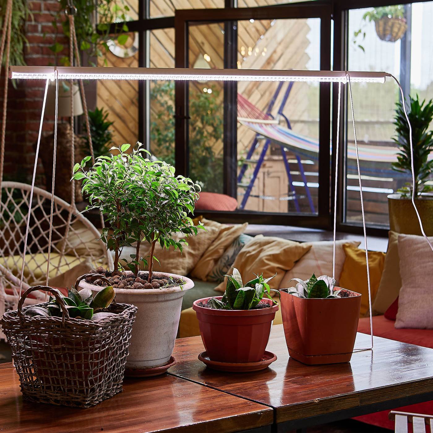 Лампа для растений Uniel ULI-P11-35W/SPFR IP40 WHITE