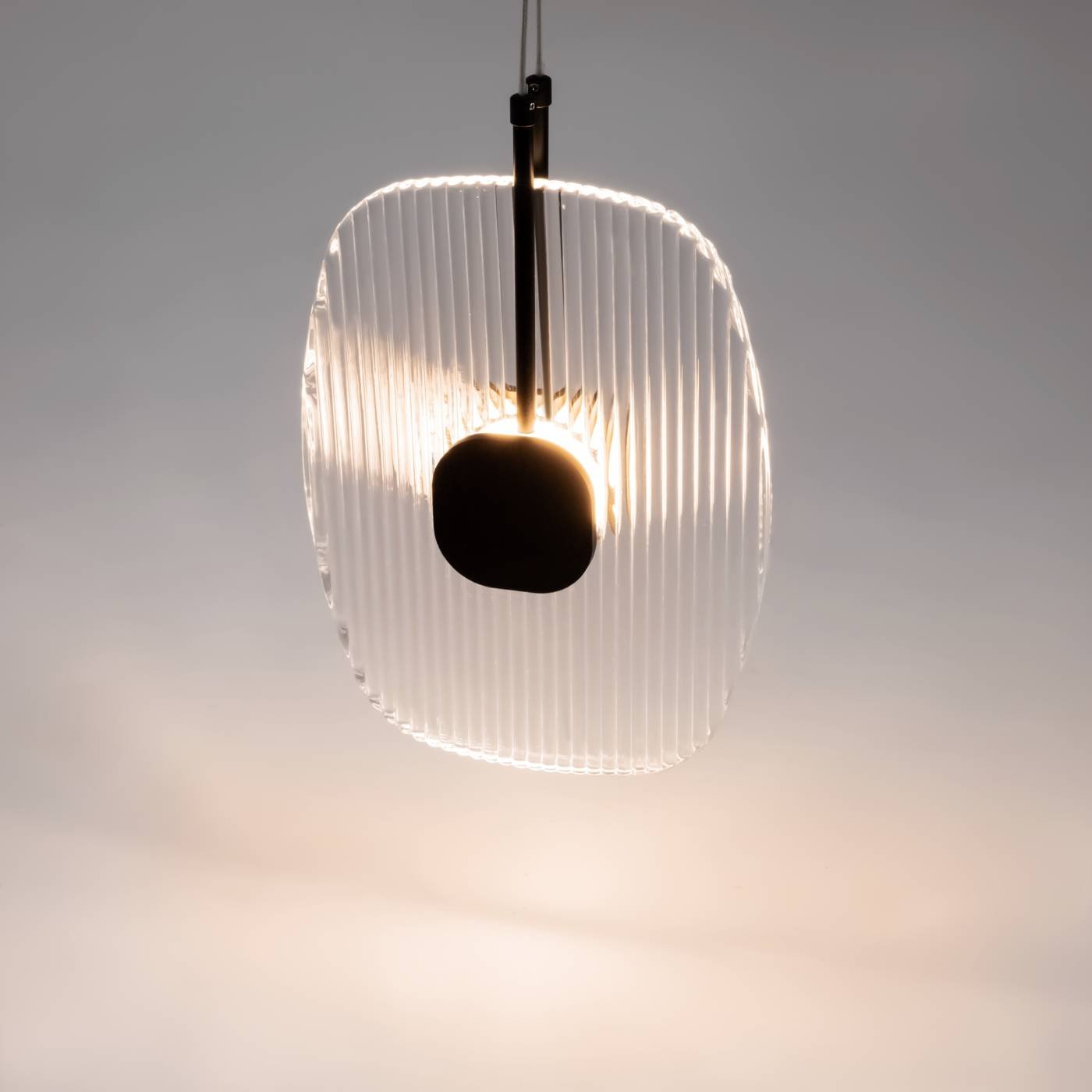MOD152PL-L1BK Светильник подвесной Maytoni Eclipse MOD152PL-L1BK