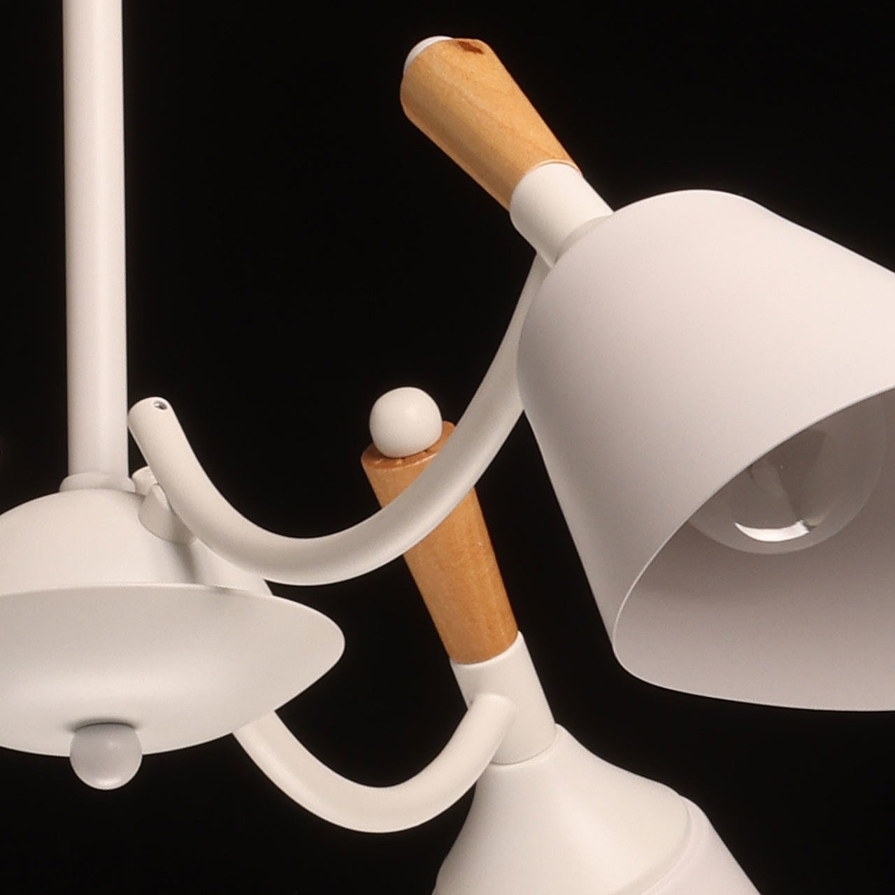 Потолочная люстра De Markt Дэла 635014703