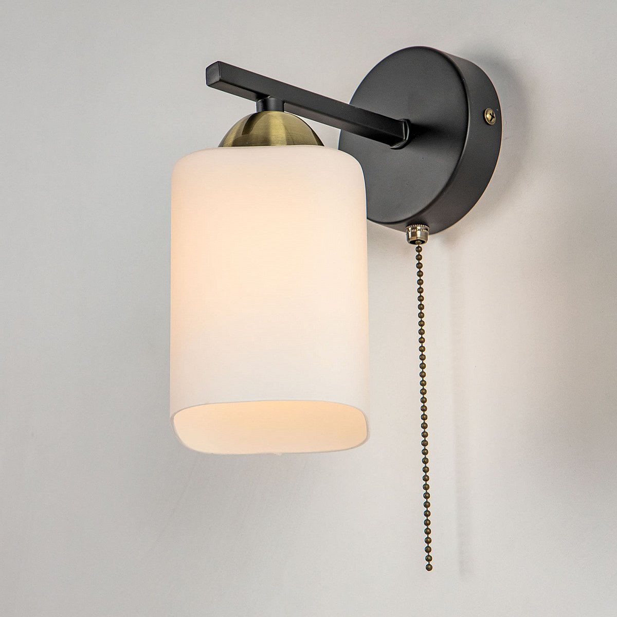 Настенное бра Citilux Генри CL130415