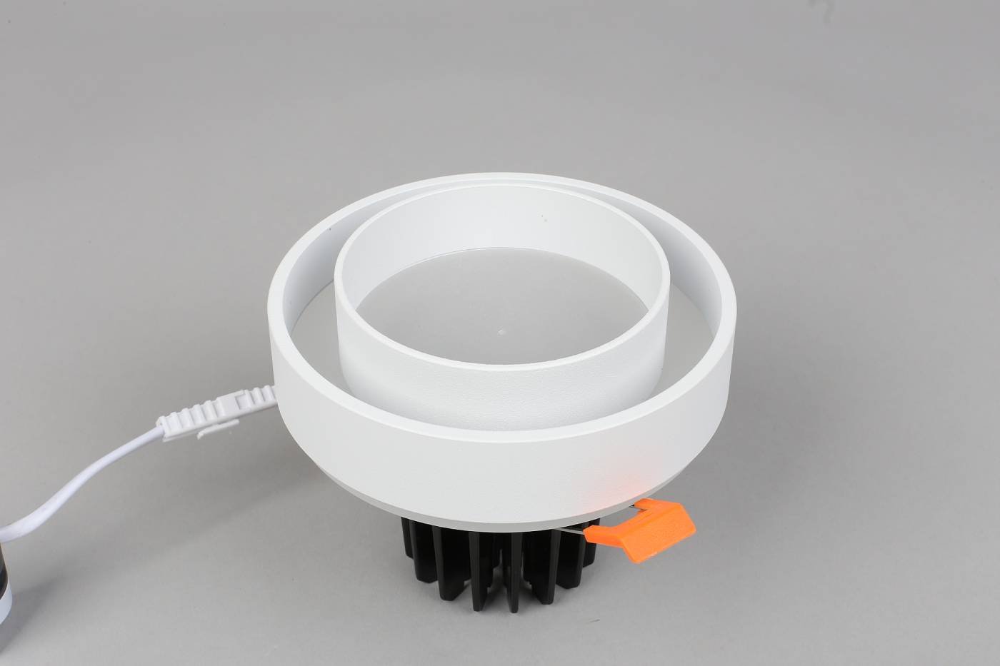 OML-103209-15 Встраиваемый светильник Omnilux Valletta OML-103209-15
