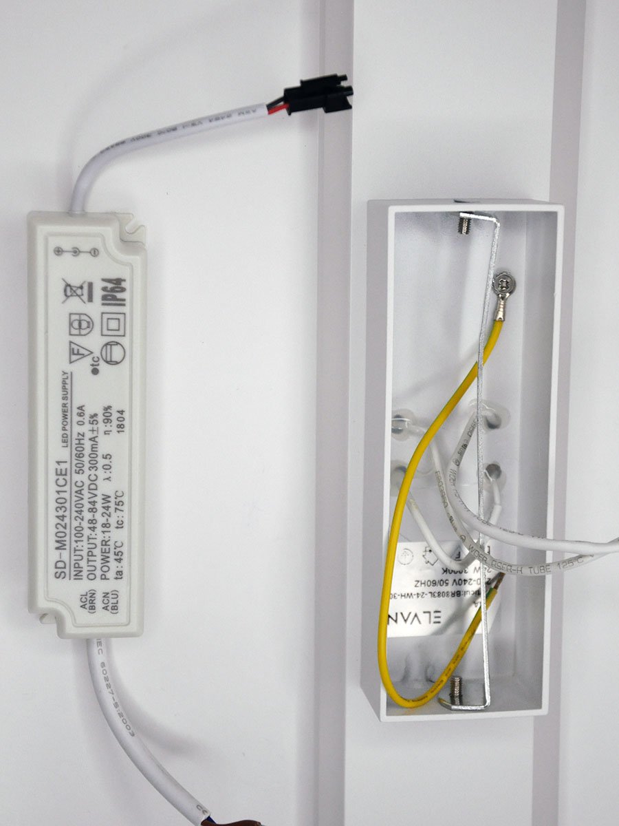 Настенный светильник Elvan 803 GW-8083L-24W-WW-Wh