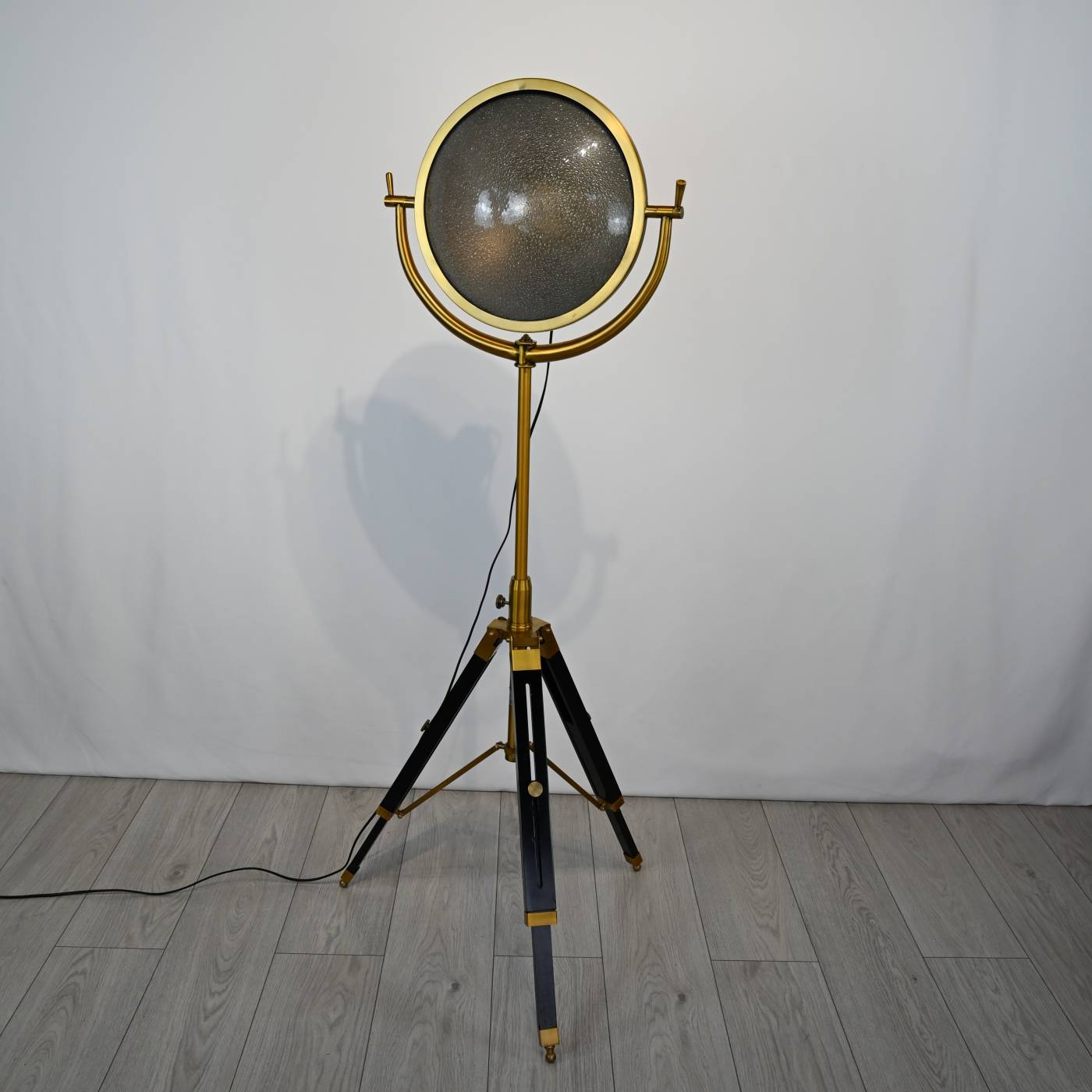102145-26 Торшер ImperiumLoft Tripod01 102145-26