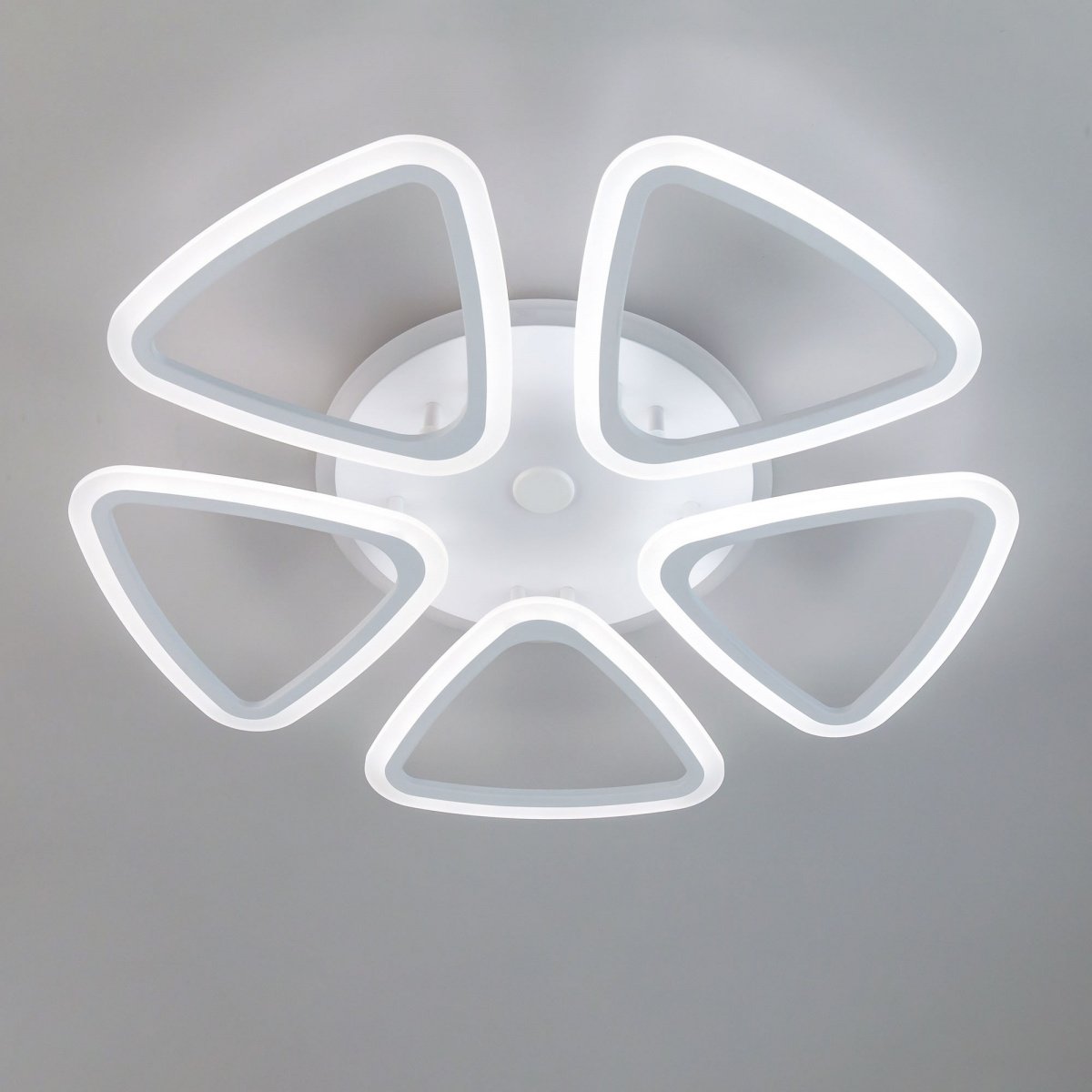 Потолочная люстра Citilux Мальта Смарт CL234A250E