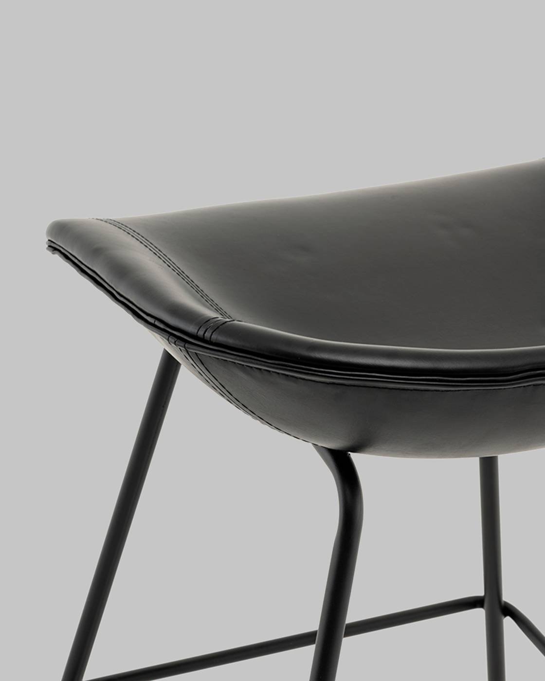 Полубарный стул Stool Group AV 461-Pbl-9005(PP)