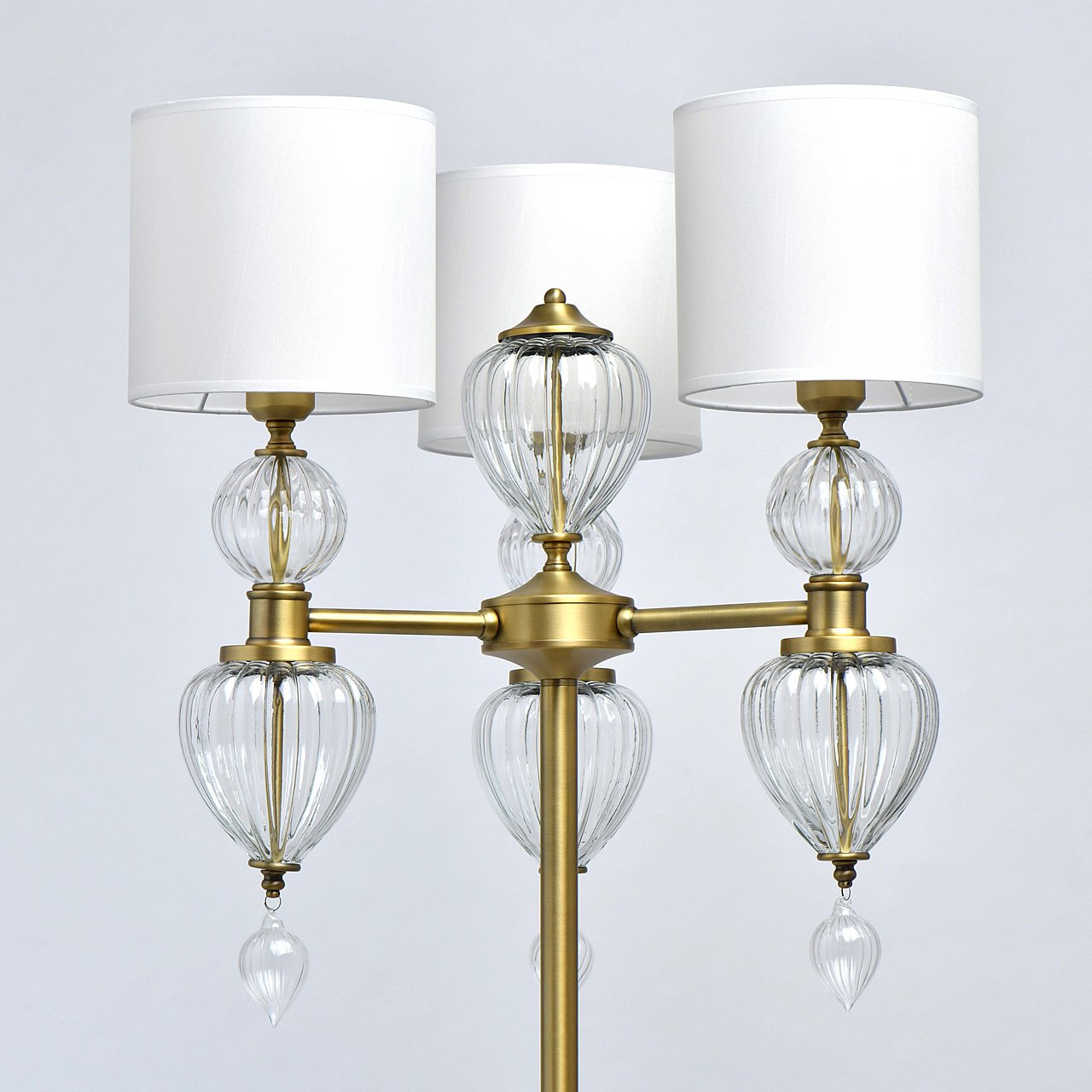 619041503 Торшер Chiaro Оделия 619041503