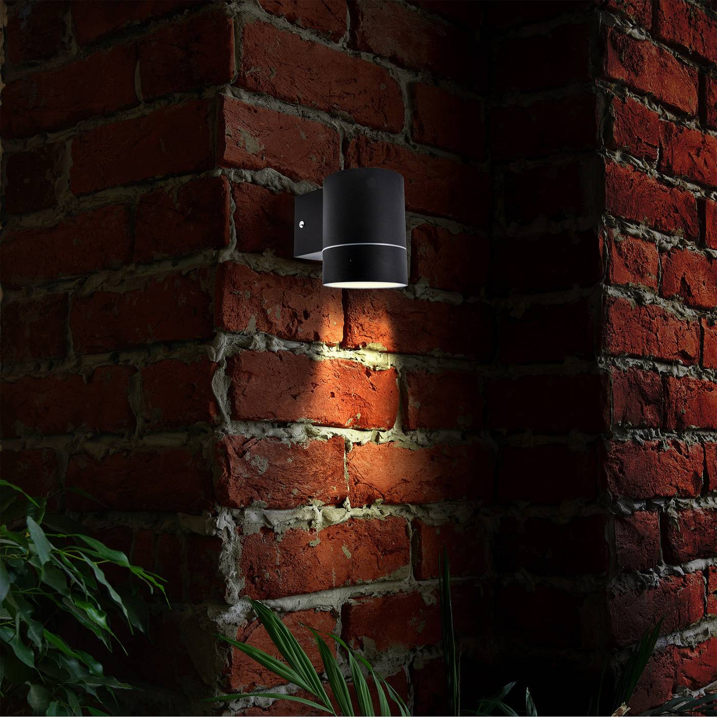 Уличный настенный светильник Uniel UUL-S91A 50W/GX53 IP65 BLACK