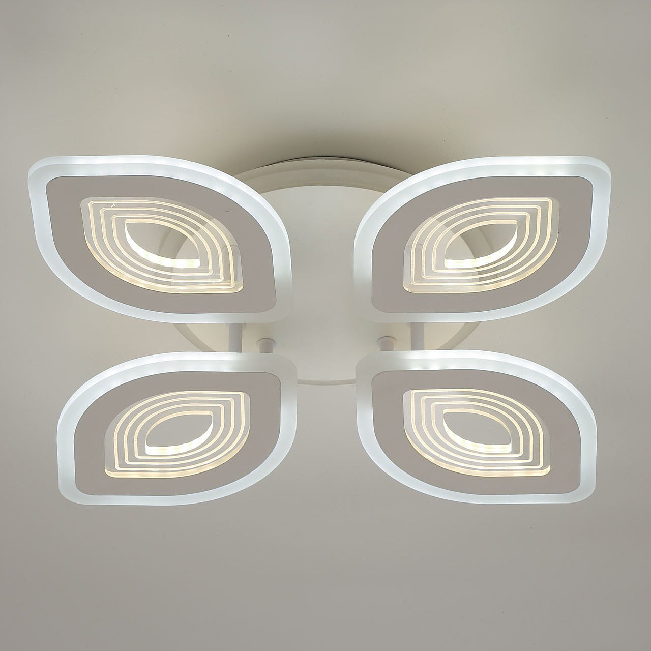 424013705 Потолочная люстра De Markt Мадлен 424013705