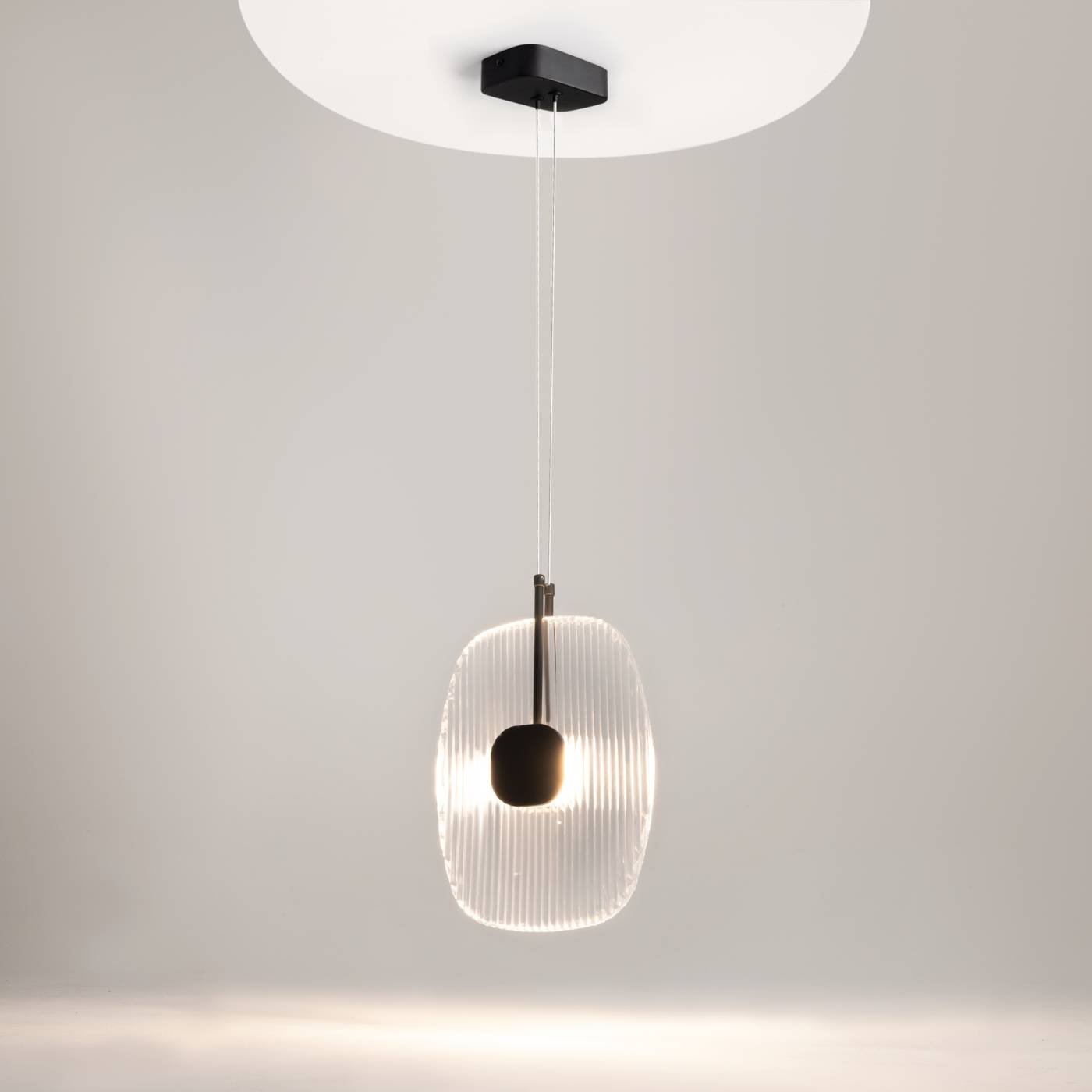 MOD152PL-L1BK Светильник подвесной Maytoni Eclipse MOD152PL-L1BK