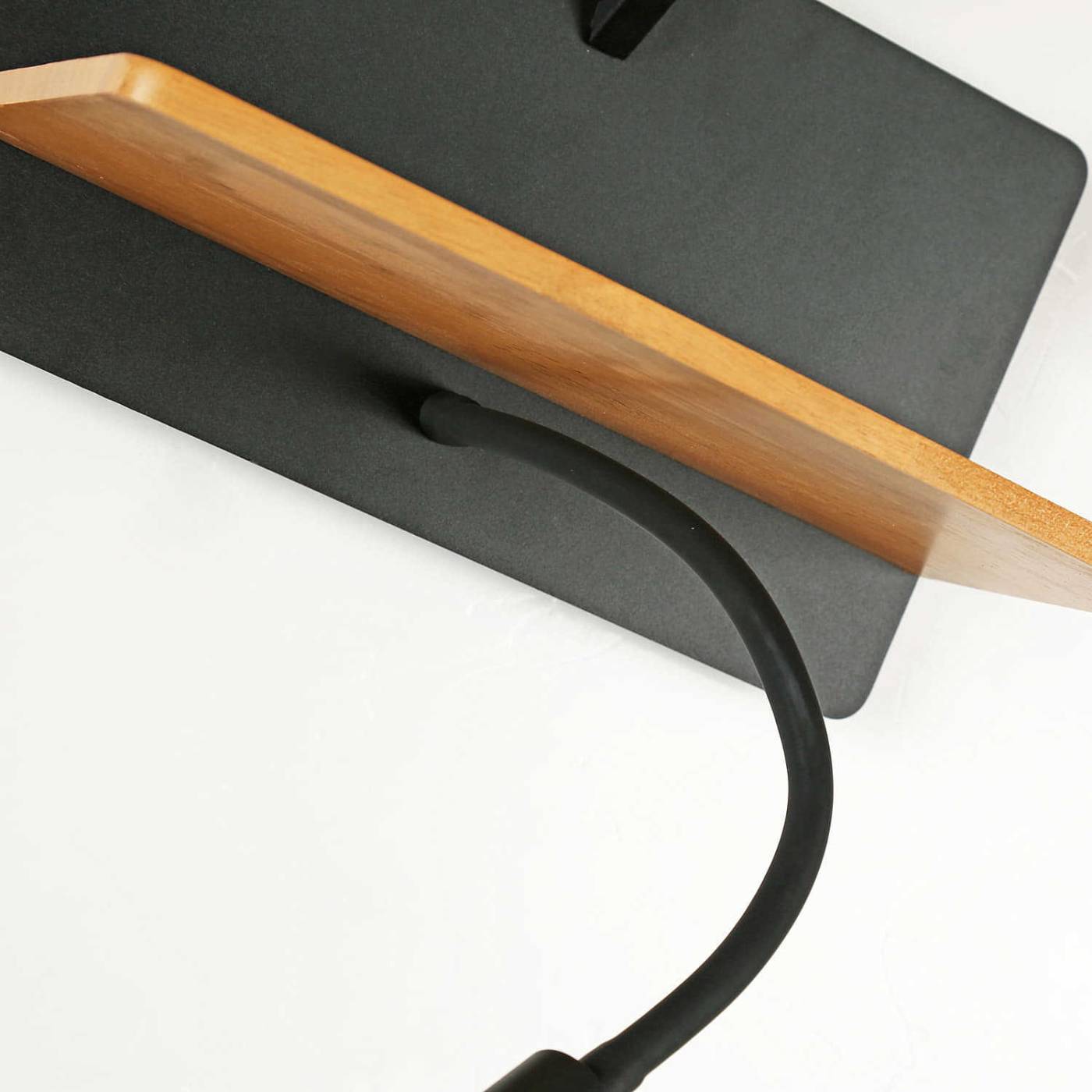 Настенное бра Favourite Liga 2896-1W