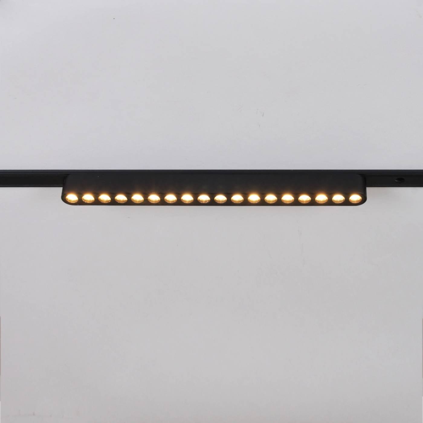 Трековый светильник Reluce 13002-9.3-001UR magnetic LED16W BK CCT+SMART