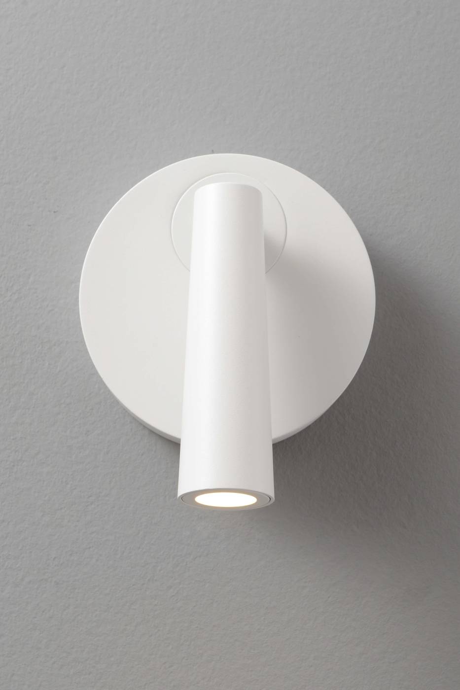 Настенный светильник Crystal Lux Twin CLT 233W WH