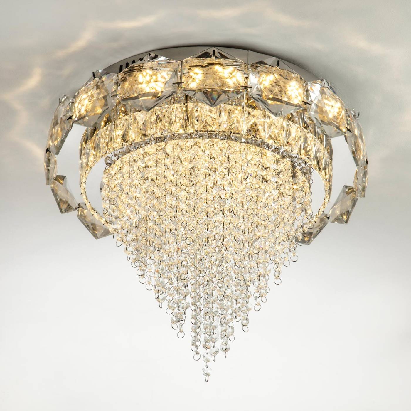 L9428-500 с функцией УД Потолочная люстра L LED4U L9428-500 с функцией УД