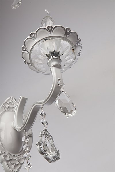 Настенное бра Eurosvet Эммануэль 10049/1 белый с серебром/прозрачный хрусталь Strotskis