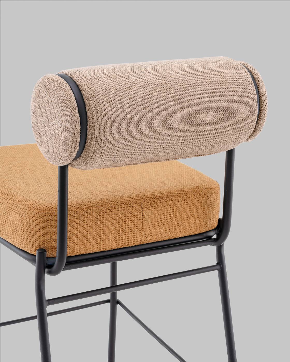 Полубарный стул Stool Group Ponpoun Totoro Barstool OTE-SH 170+272 bl.l