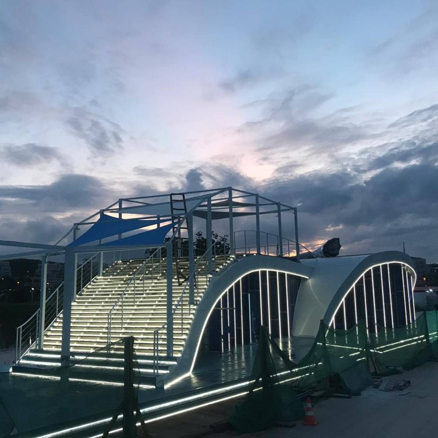 ULS-N21-2835-120LED/m-8mm-IP67-220V-8W/m-50M-DW бобина Светодиодный шнур Uniel ULS-N21-2835-120LED/m-8mm-IP67-220V-8W/m-50M-DW бобина