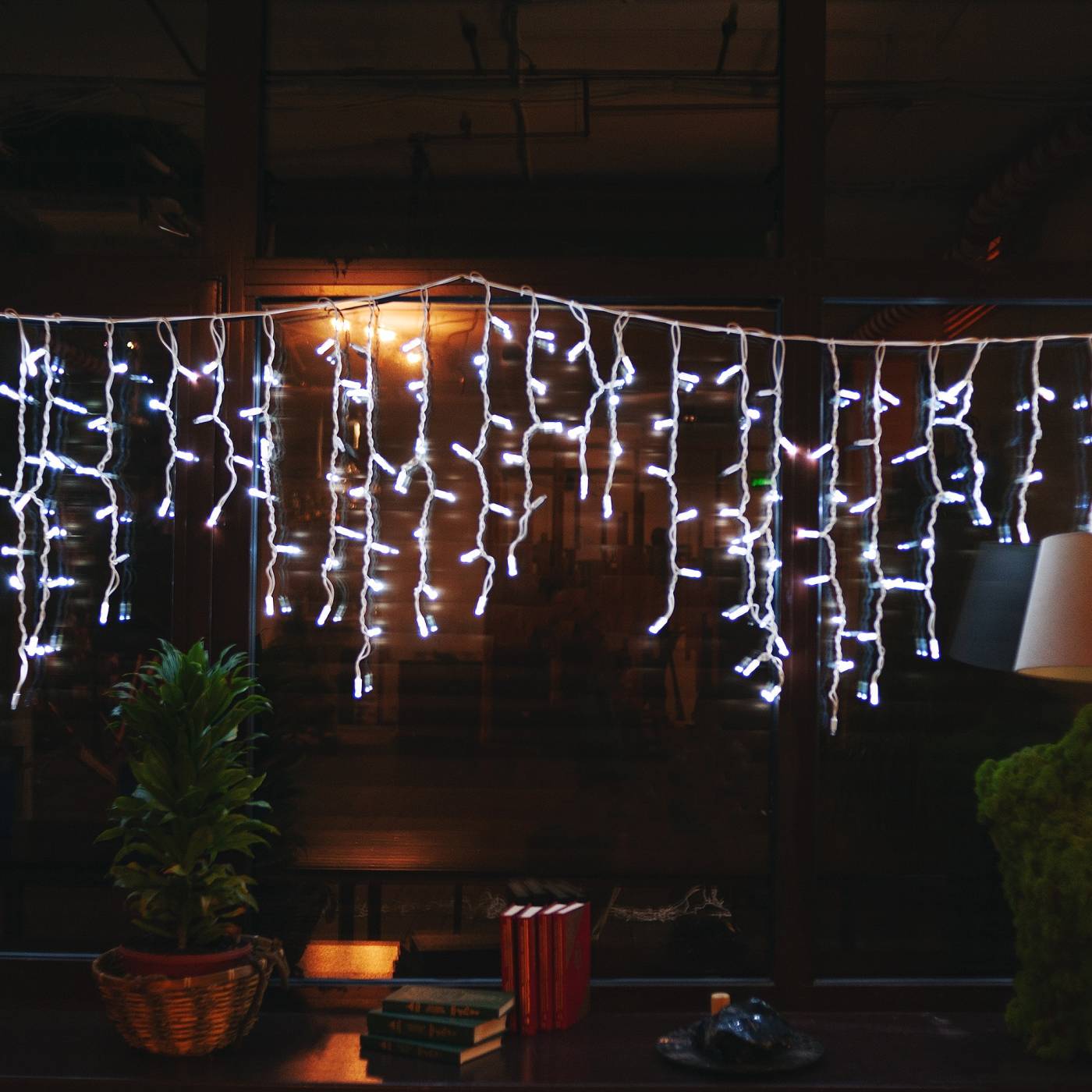 Бахрома светодиодная с эффектом мерцания, 3м Uniel ULD-B3010-200/TWK WHITE IP67