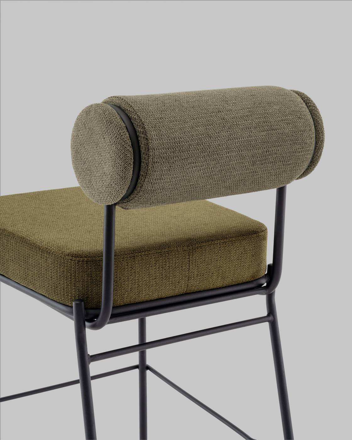 Totoro Barstool OTE-SH 355+353 bl.l Полубарный стул Stool Group Ponpoun Totoro Barstool OTE-SH 355+353 bl.l