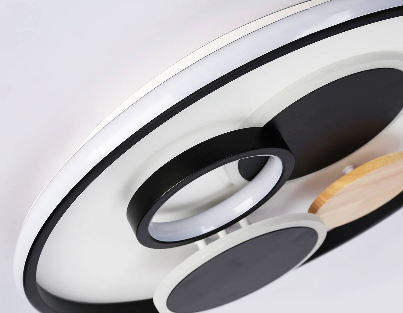 Потолочная люстра Ambrella LineTech FL4802