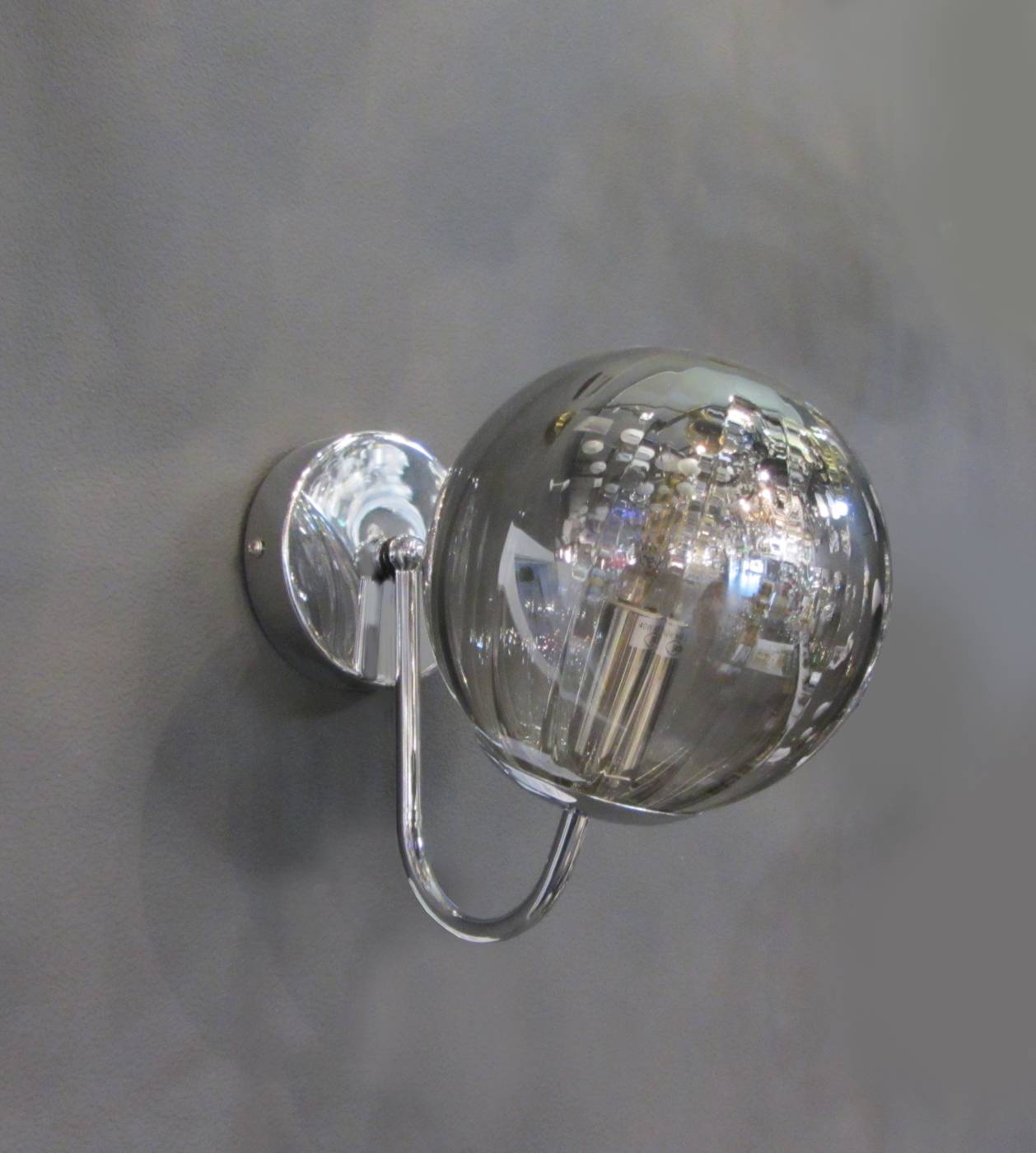 BR-3601/1-E14-СhSmGr Настенное бра Elvan 3601 BR-3601/1-E14-СhSmGr