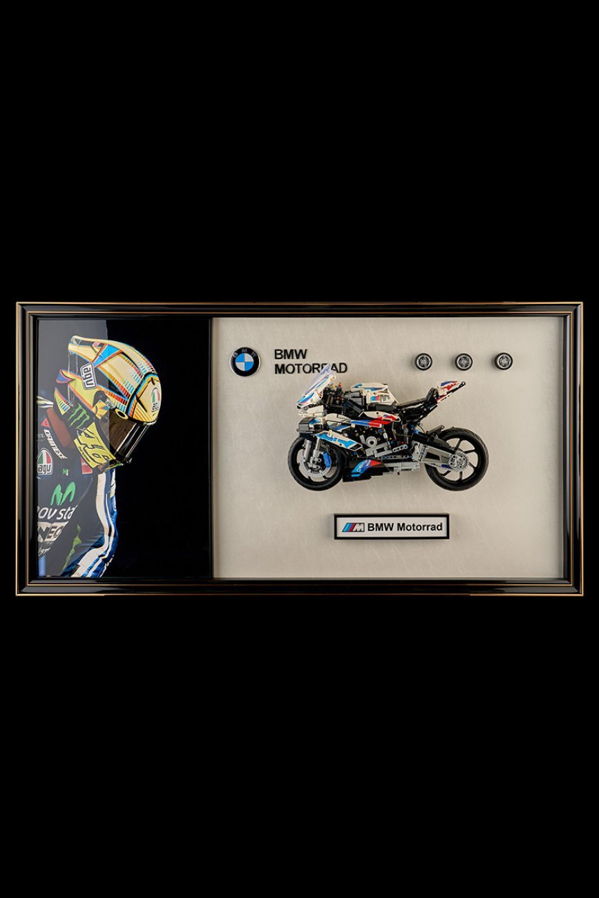 TD121 Картина настенная Teona Decor BMW S1000RR TD121