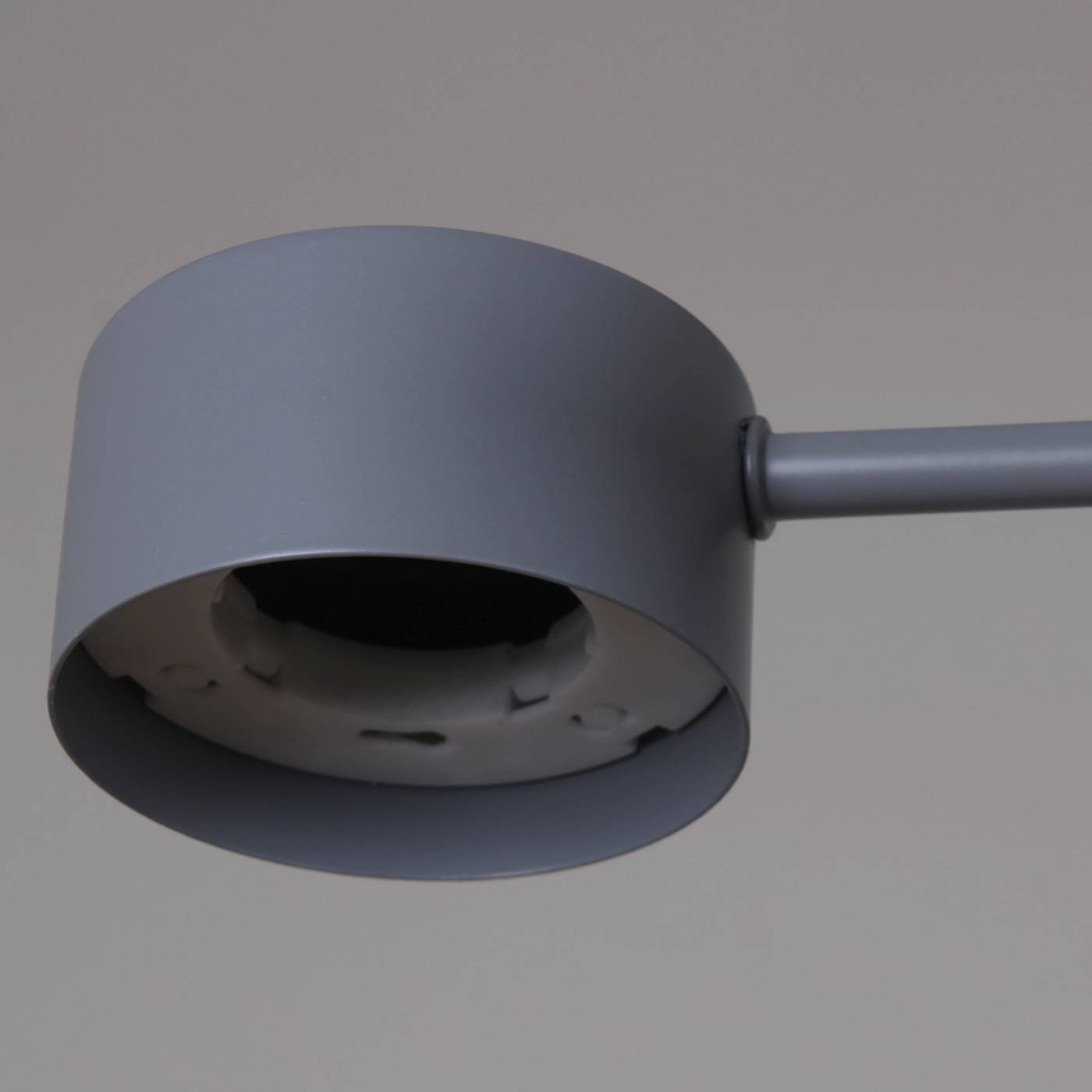 Потолочная люстра Reluce 03722-0.3-08 GREY GX53