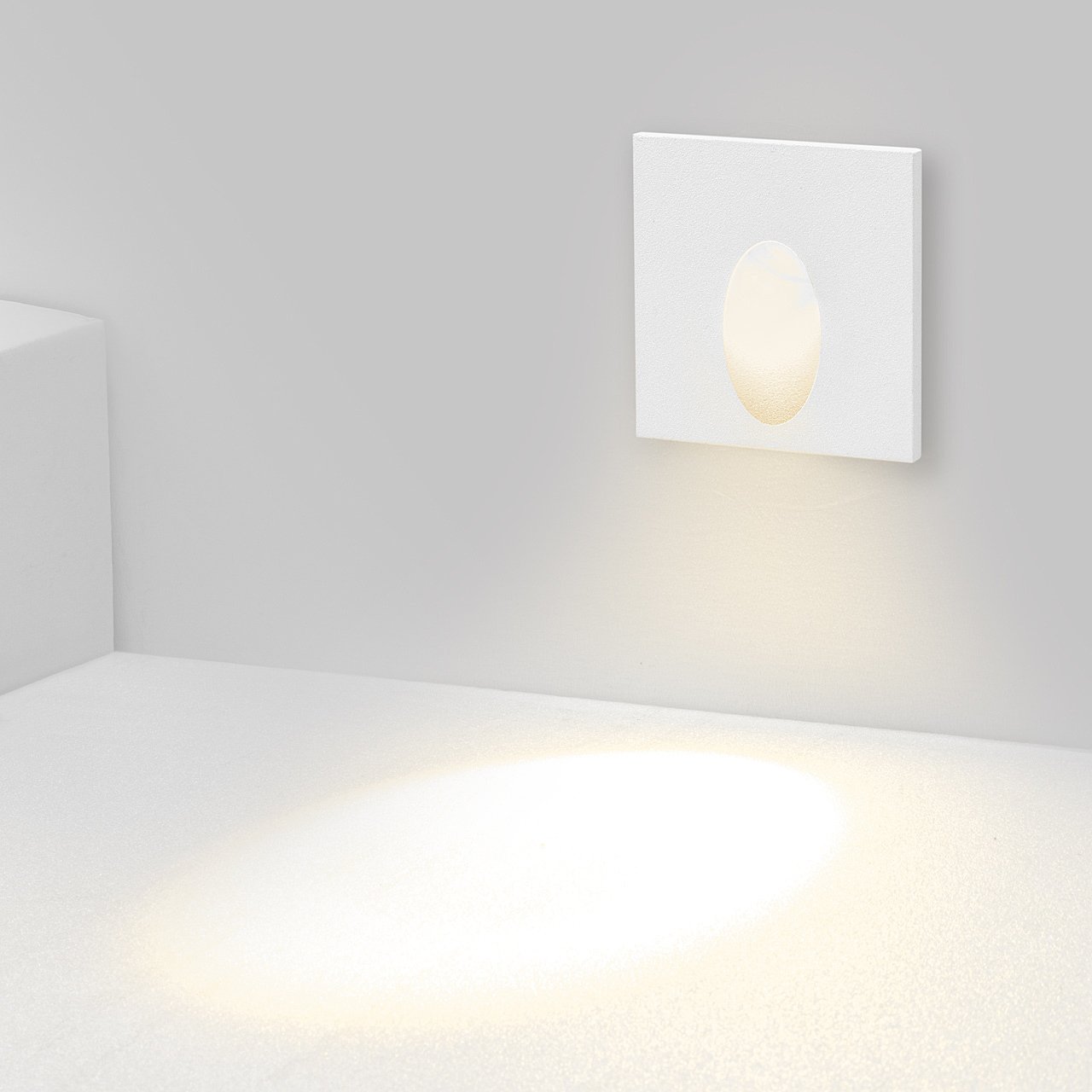 IL.0013.3004-WH Подсветка для ступеней IMEX Paso IL.0013.3004-WH