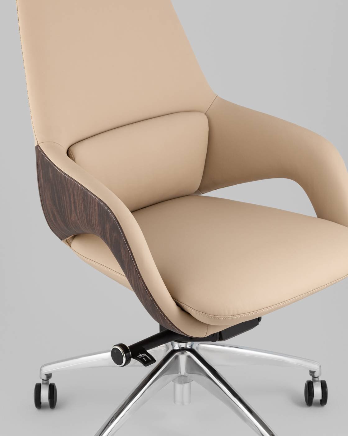 Кресло офисное Stool Group Reign A666-A 2006-11
