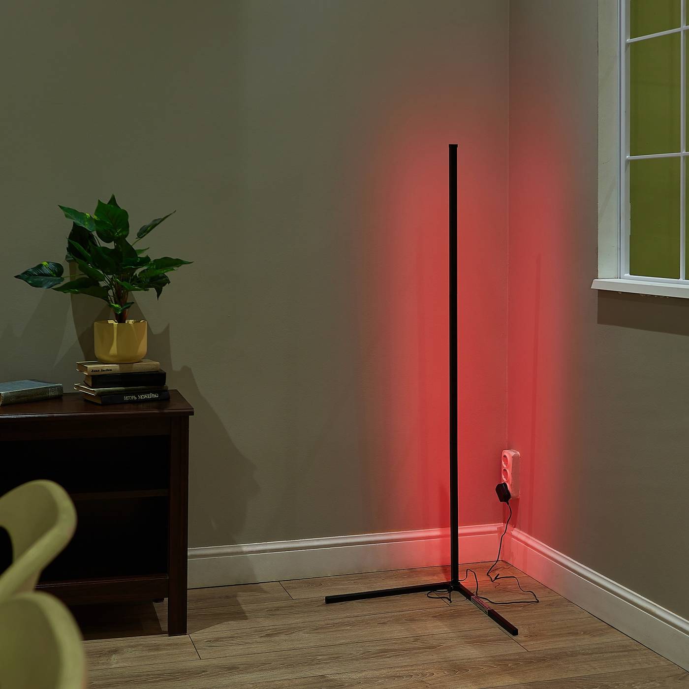 ULM-T630 10W/RGB/DIM/RC BLACK Торшер Uniel ULM-T630 10W/RGB/DIM/RC BLACK