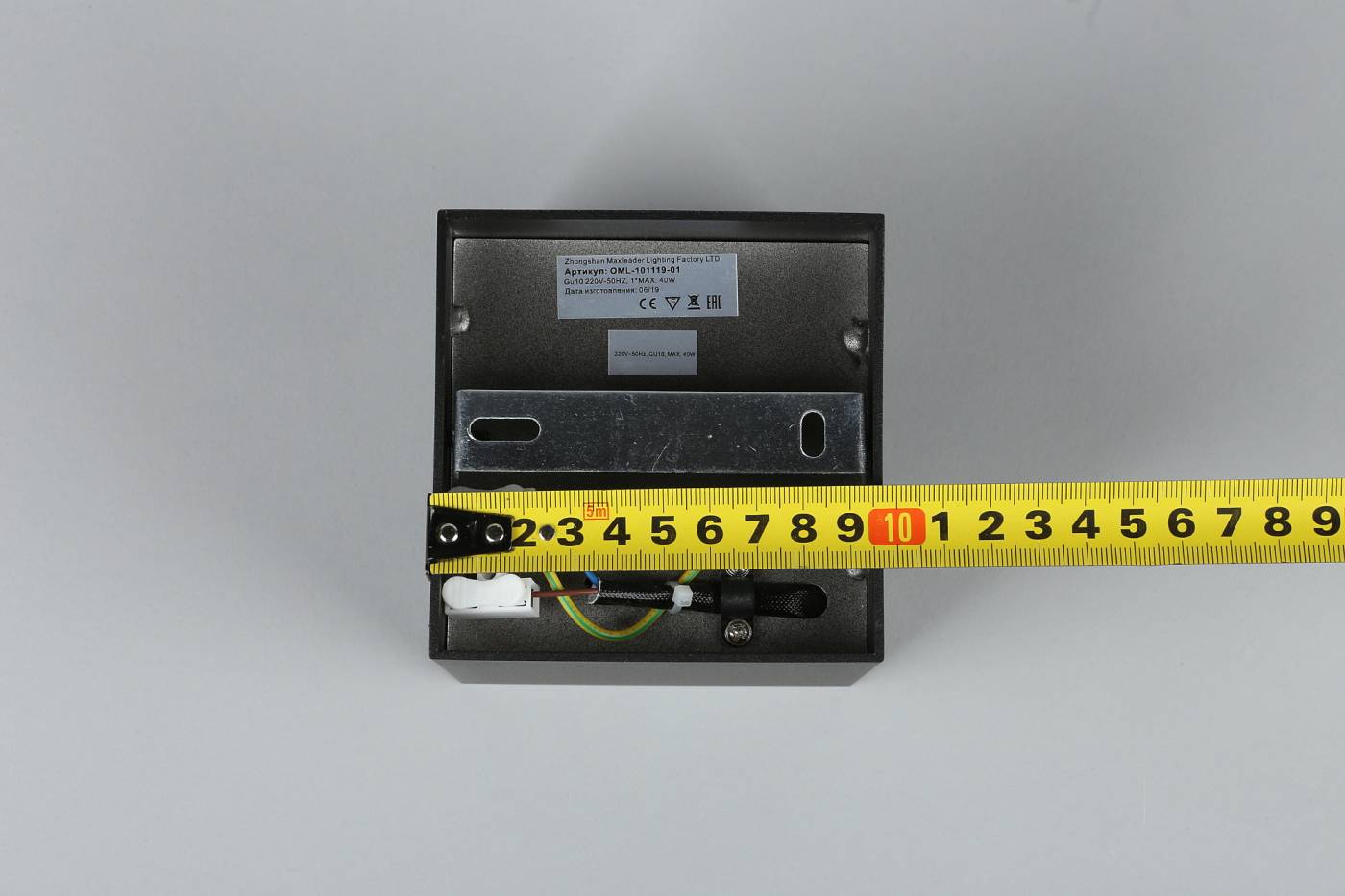 OML-101119-01 Накладной светильник Omnilux Feletto OML-101119-01