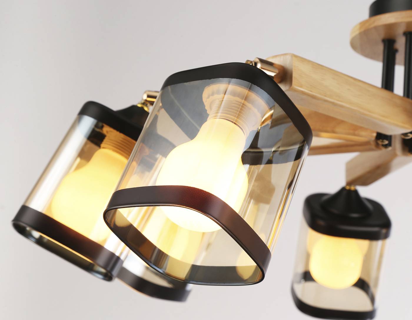 Потолочная люстра Ambrella Traditional TR9530