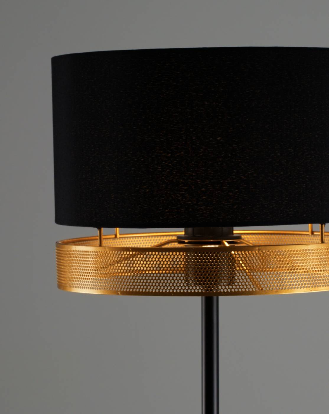 V10630-1F Торшер Moderli Gela V10630-1F