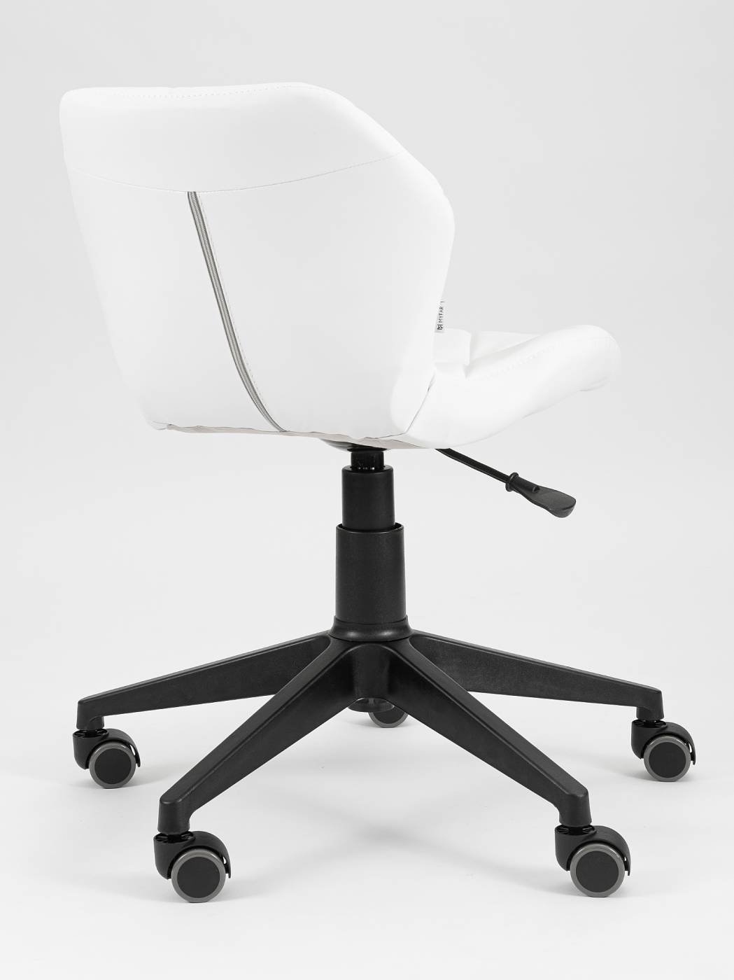 Компьютерное кресло MyFar Честер MF1046-1