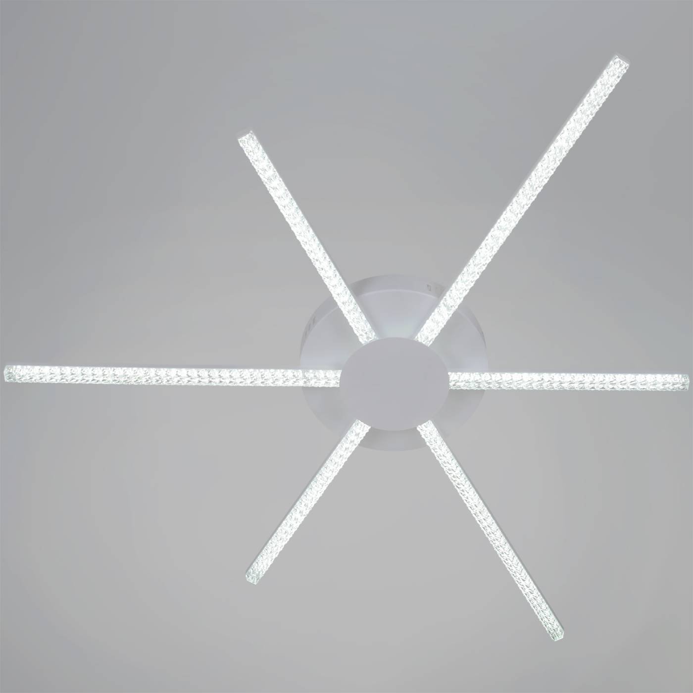 Потолочная люстра Reluce 06537-0.3-3+3 WH