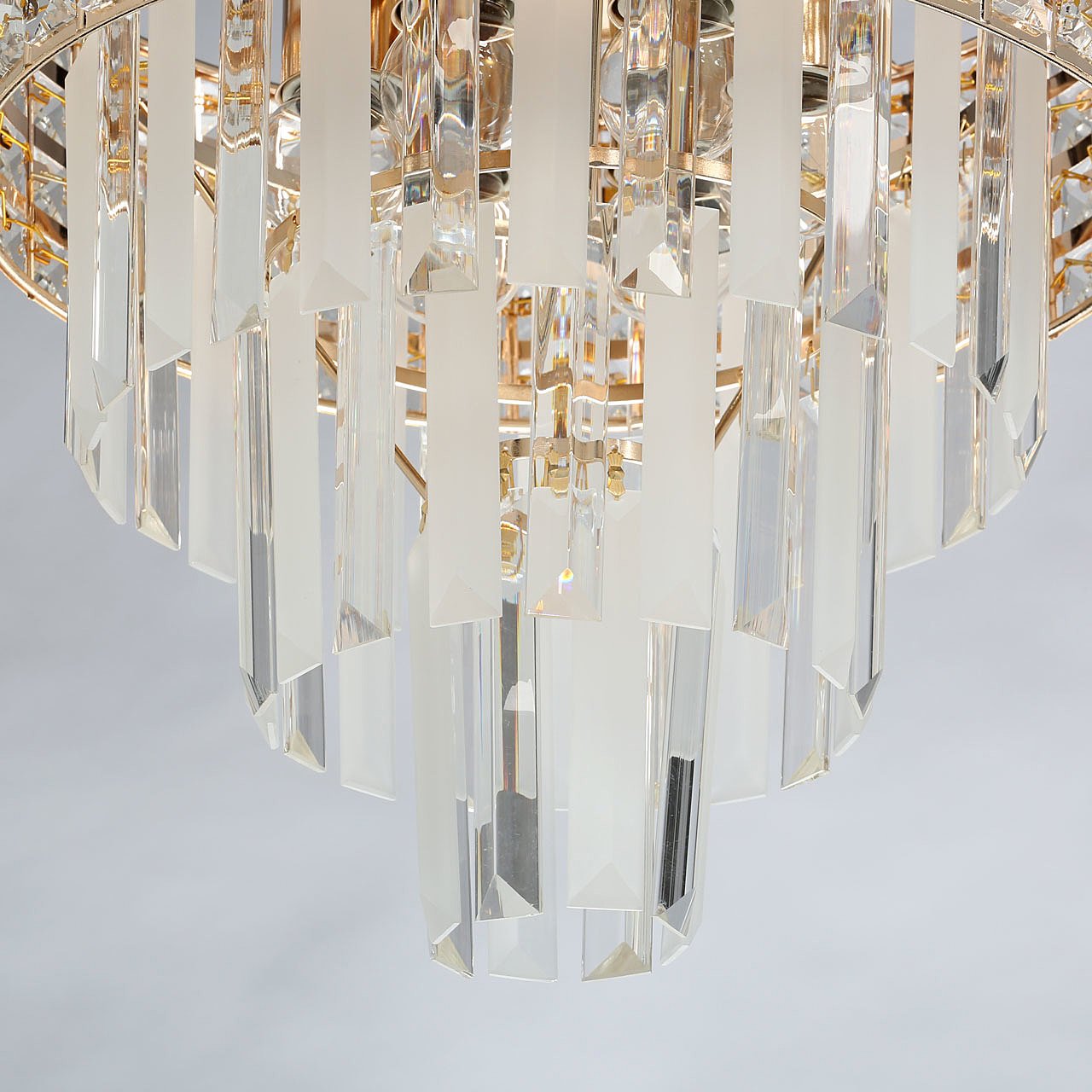 Подвесная люстра De Markt Бриз 111013906