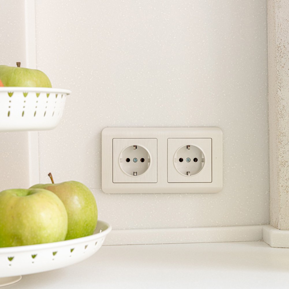 W1171013/ Розетка с заземлением (перламутровый рифленый) Розетка Werkel W1171013/ Розетка с заземлением (перламутровый рифленый)