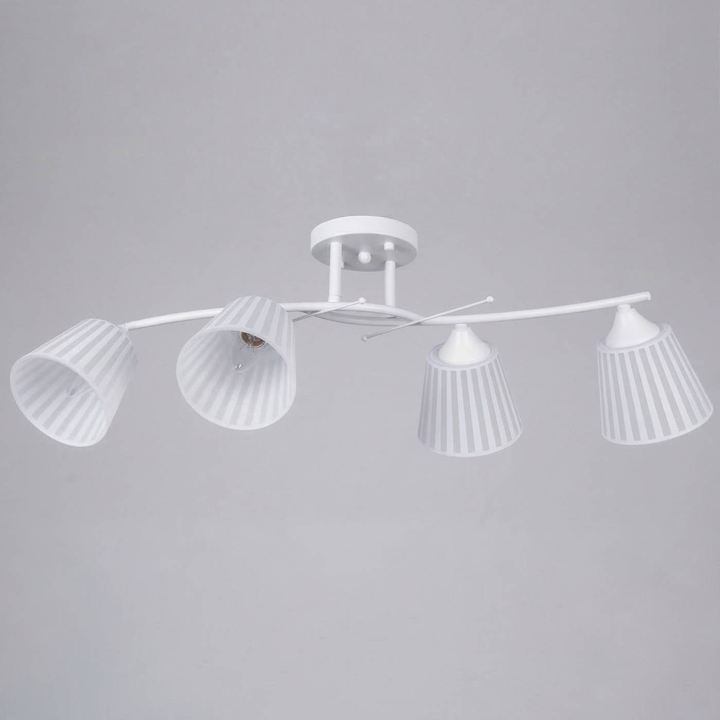 Потолочная люстра Reluce 82460-0.3-04 WH