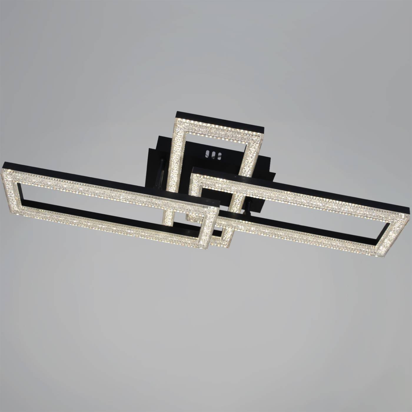 Потолочная люстра Reluce 89560-0.3-03A BK