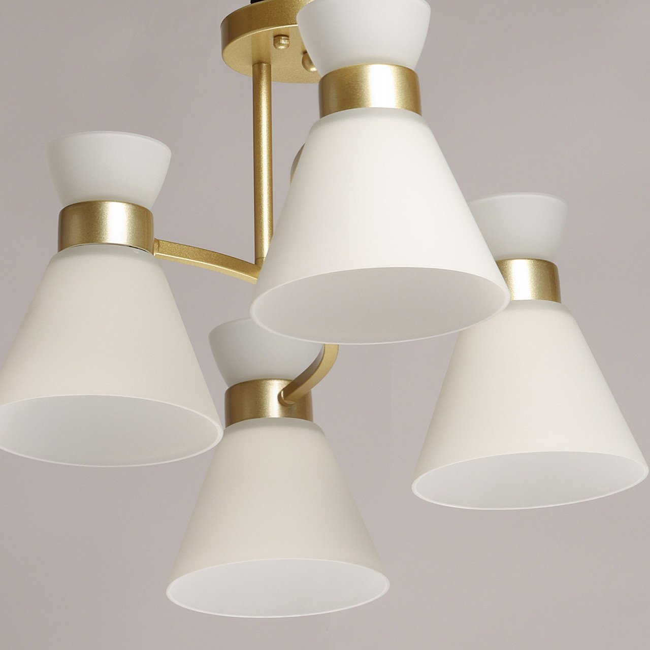 Потолочная люстра De Markt Дэла 635015704