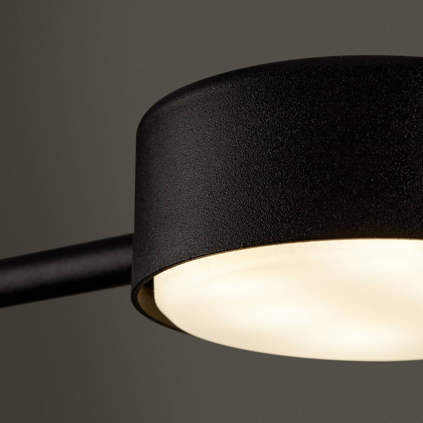 FR5363CL-02B1 Светильник потолочный Freya Tactic FR5363CL-02B1