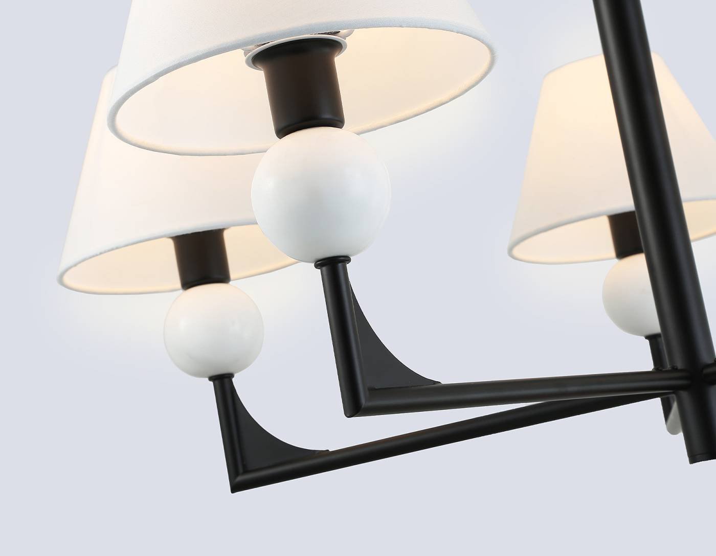 Люстра на штанге Ambrella Classic LH75153