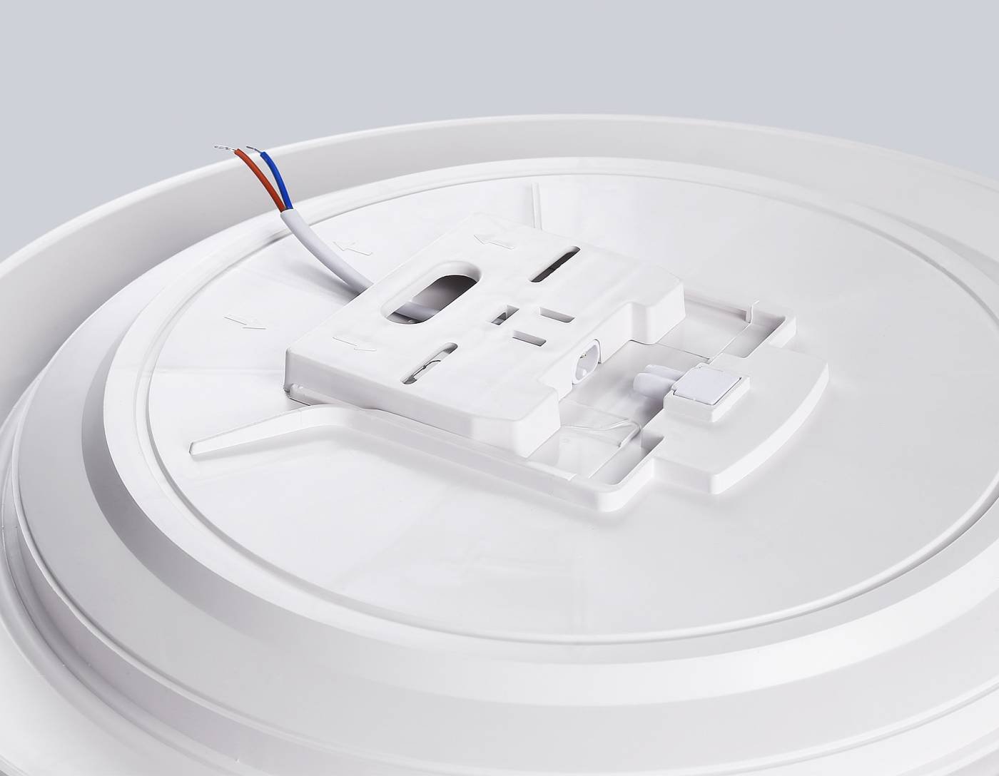 FZ710 Светильник потолочный Ambrella Dance FZ710